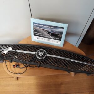 Grille XK met aansluiting mistlampen