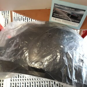 Binnenbekleding wielkast Rechts LR Discovery 3 +4